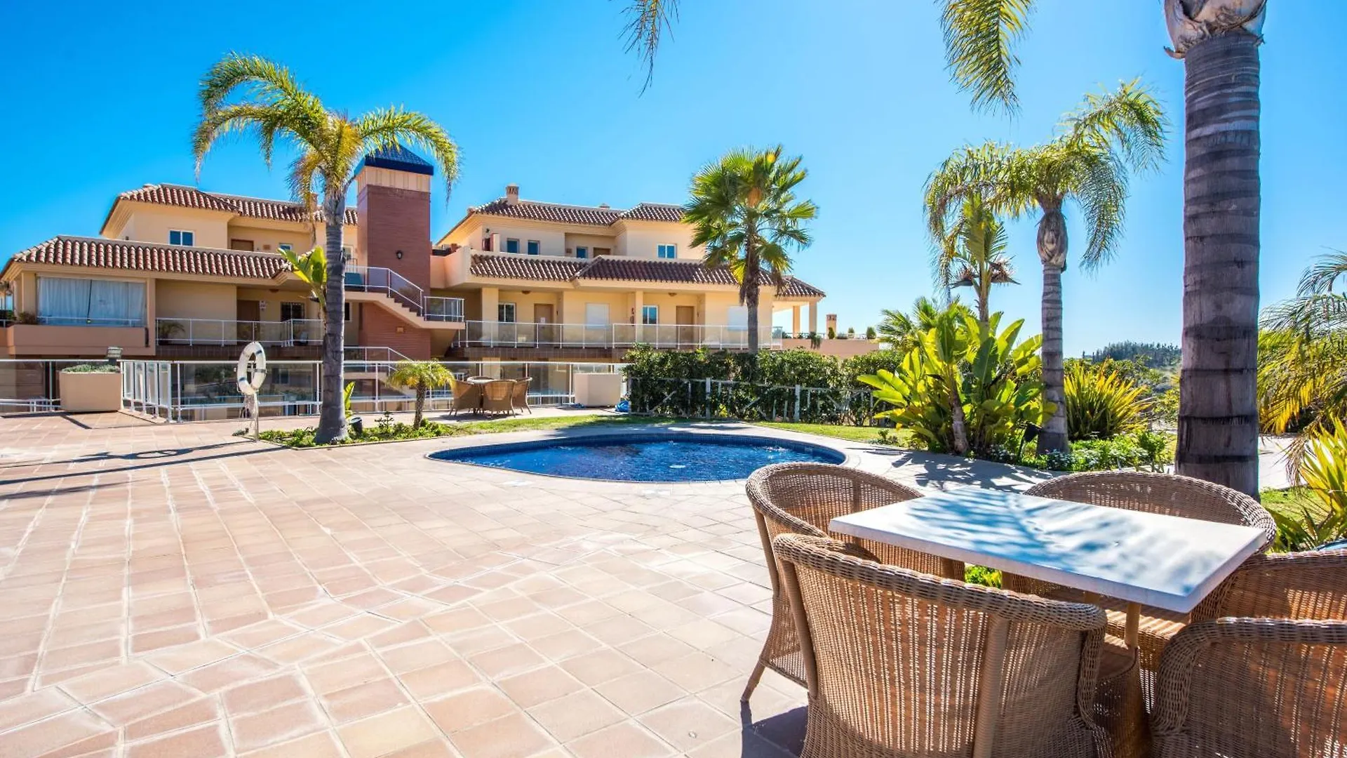 Malibu Jacuzzi Penthouse By Costarentals - Ref 242 Fuengirola Spain