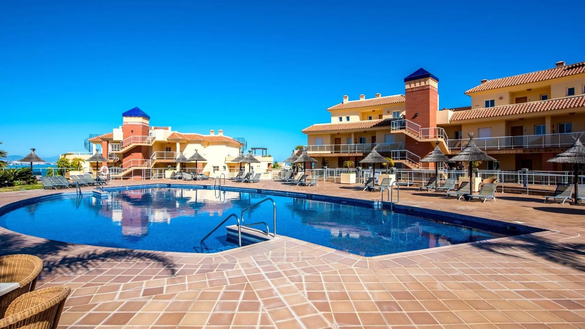Apartment Malibu Jacuzzi Penthouse By Costarentals - Ref 242 Fuengirola