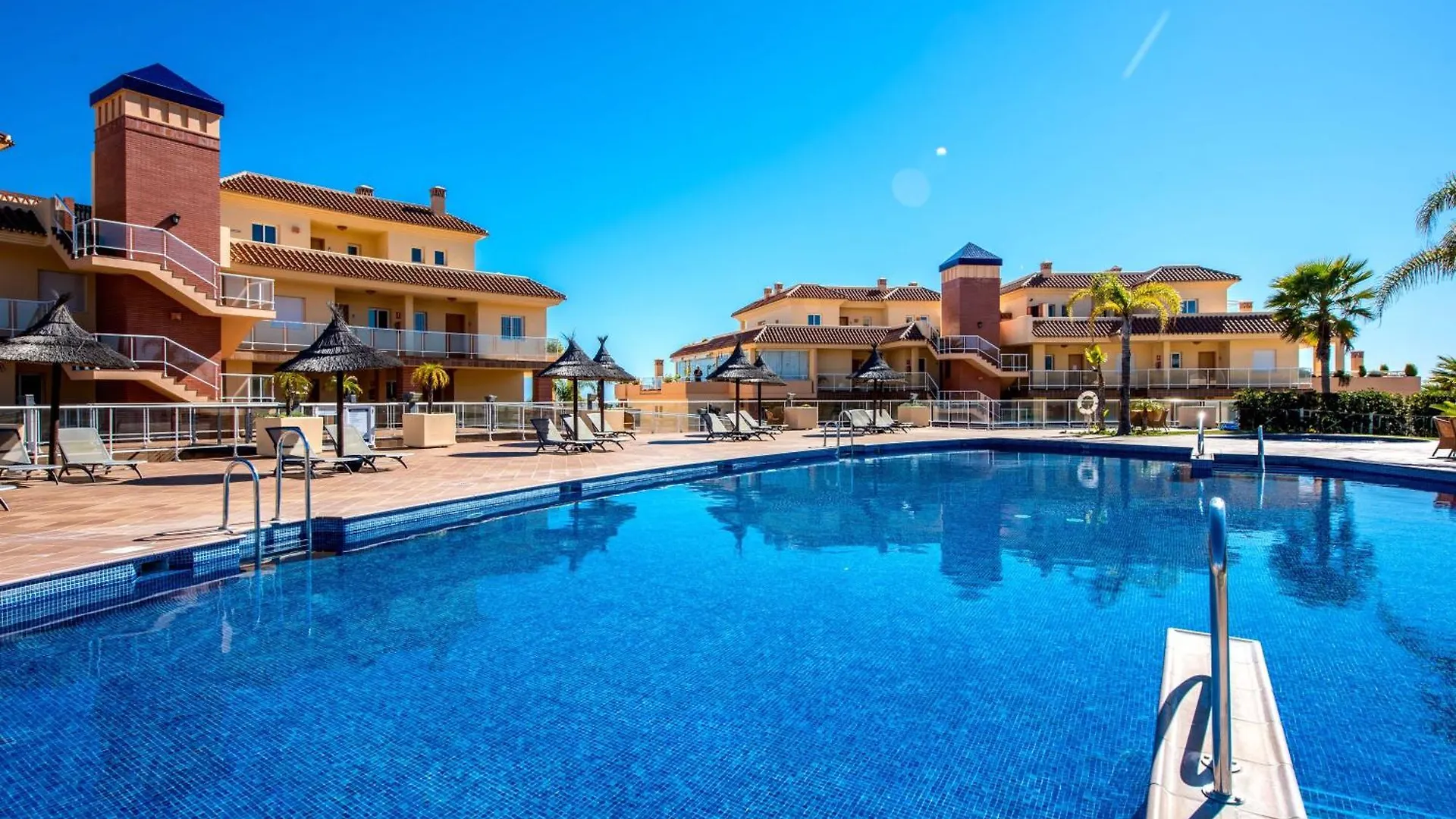 Apartment Malibu Jacuzzi Penthouse By Costarentals - Ref 242 Fuengirola