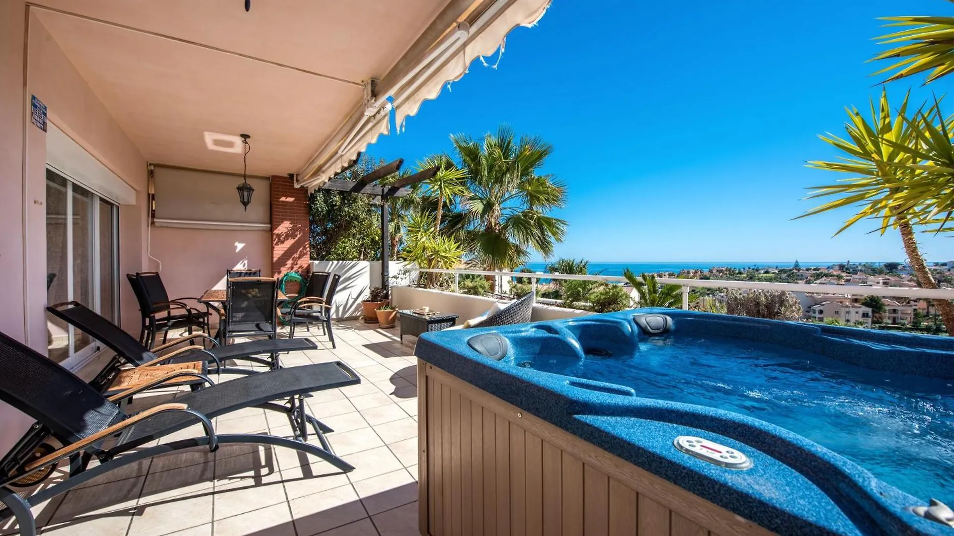 Apartment Malibu Jacuzzi Penthouse By Costarentals - Ref 242 Fuengirola